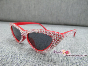 HOLLYWOOD Fashionable Cat Eye Sunglasses / Shades / Sunnies w Pink Bling Sparkly Bedazzled Rhinestones Festival Rockabilly Retro Pin Up