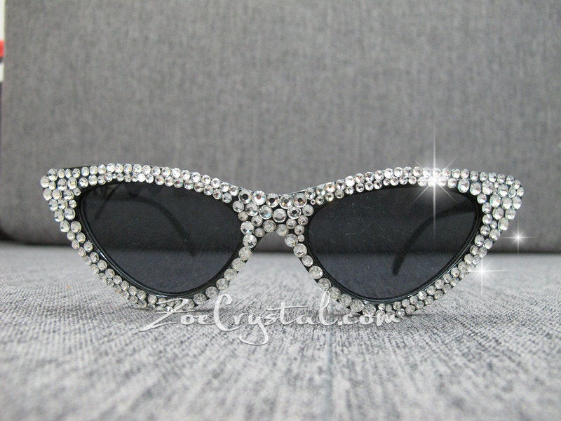 HOLLYWOOD Fashionable Cat Eye Sunglasses / Shades / Sunnies w Clear White Bling Sparkly  Rhinestones Festival Rockabilly Retro Pin Up
